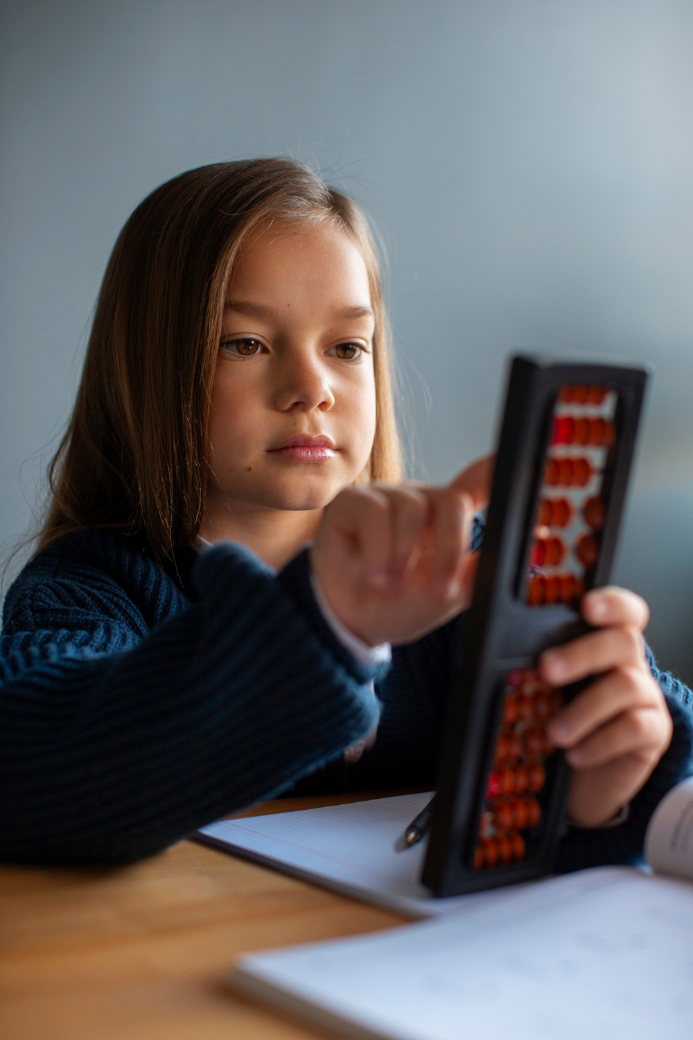 Does a 4 Plus Tutor Follow the School Curriculum?
